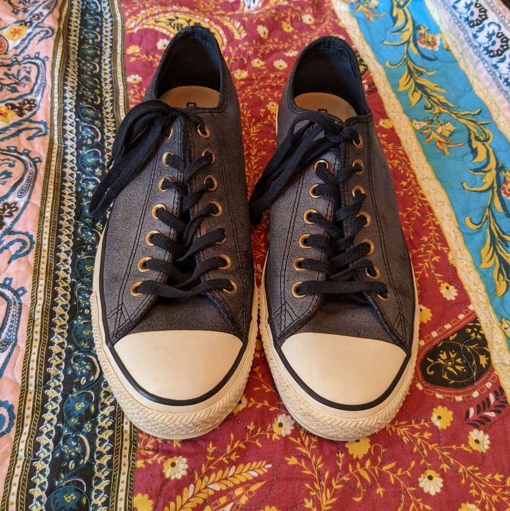 Grey Leather Converse Chuck Taylor Sneakers Women's Size 11.5, Men's Size 9.5